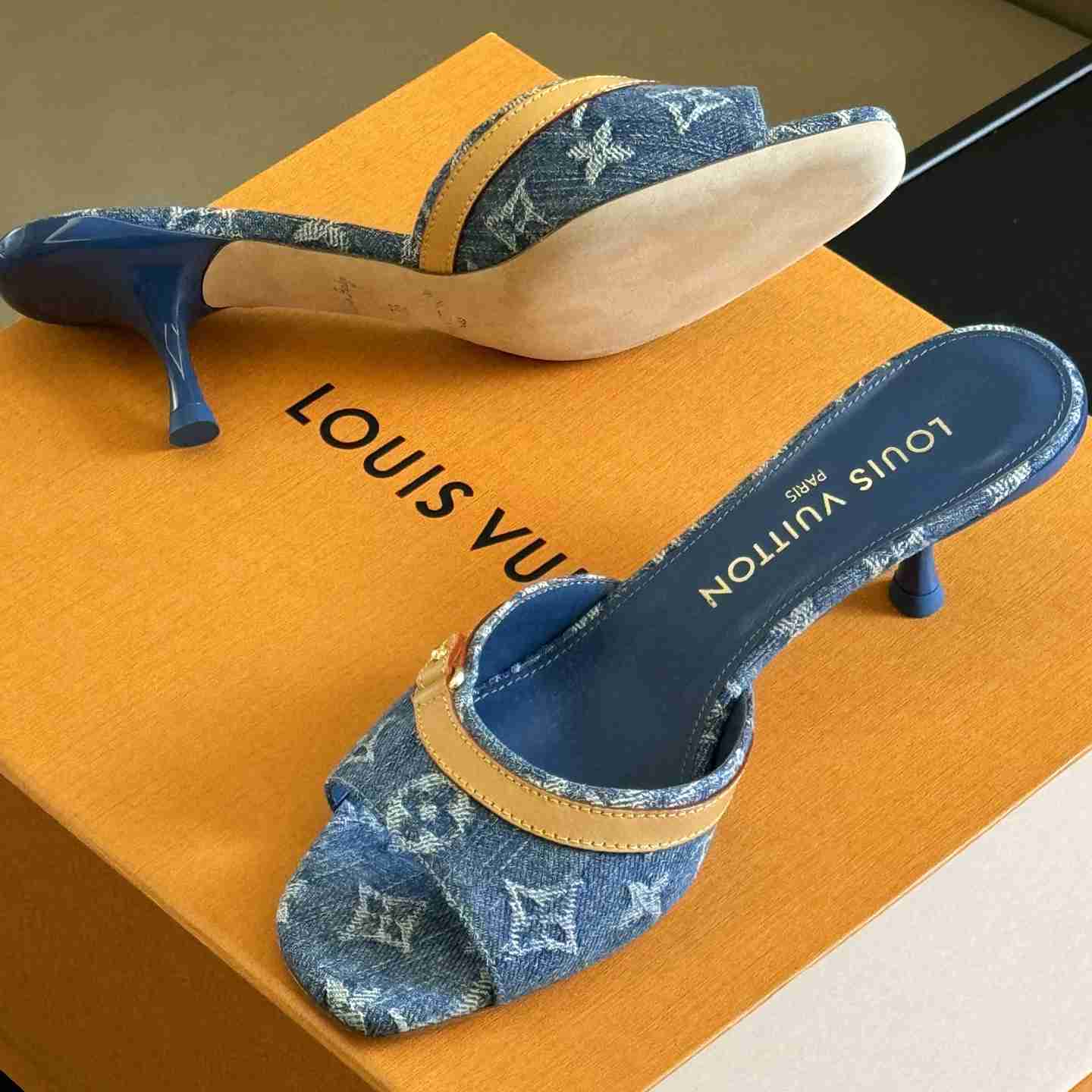 Louis Vuitton Neo Revival Mule   - EUR FASHION