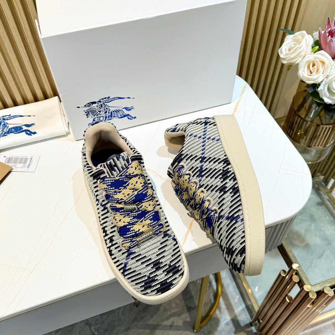 Burberry Check Knit Box Sneakers - EUR FASHION