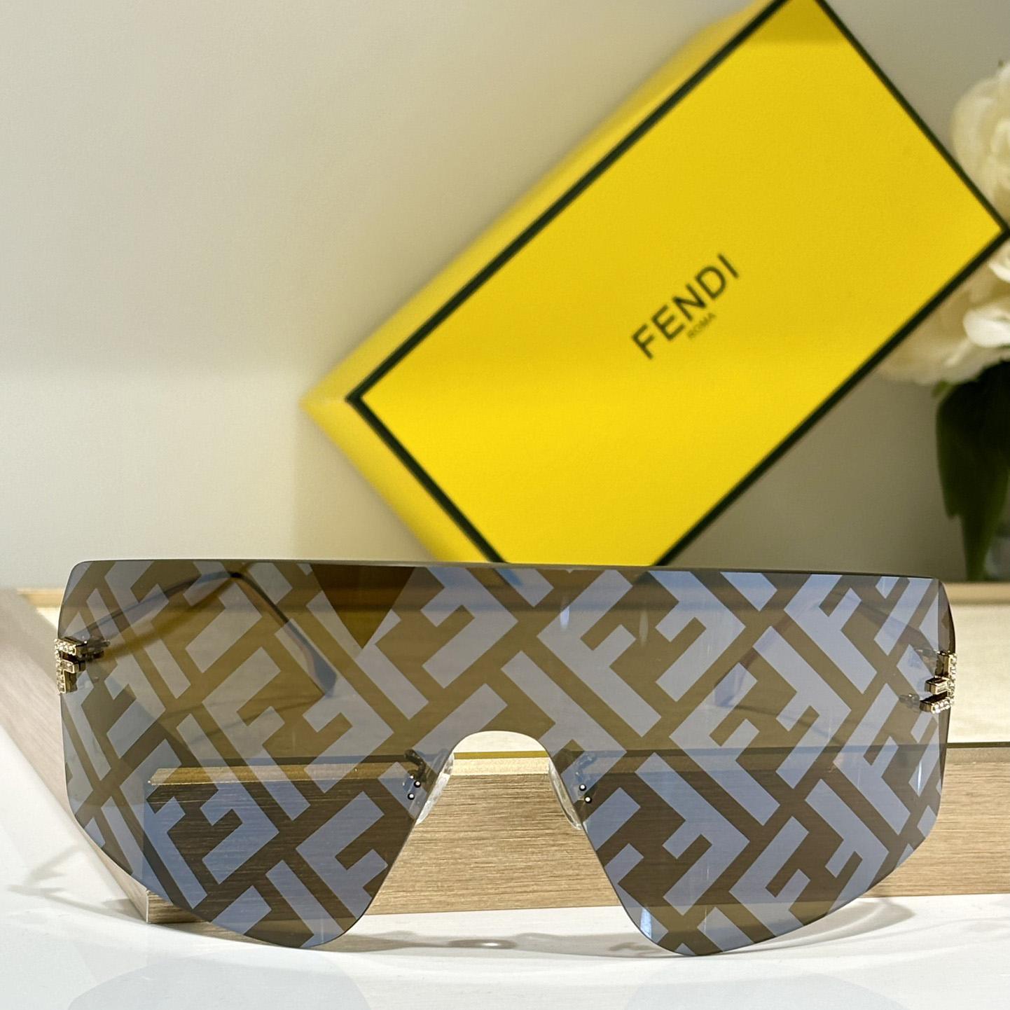 Fendi First Crystal Sunglasses    FE4121U - EUR FASHION