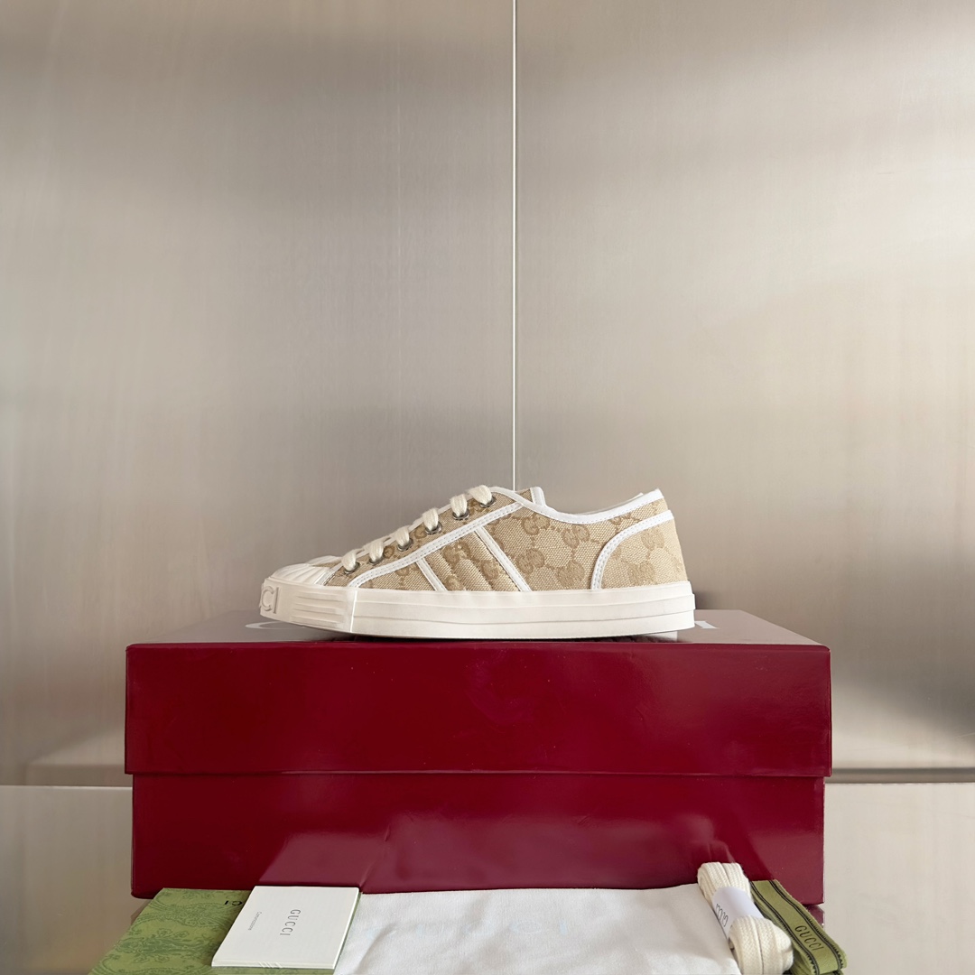 Gucci GG Sneaker  - EUR FASHION