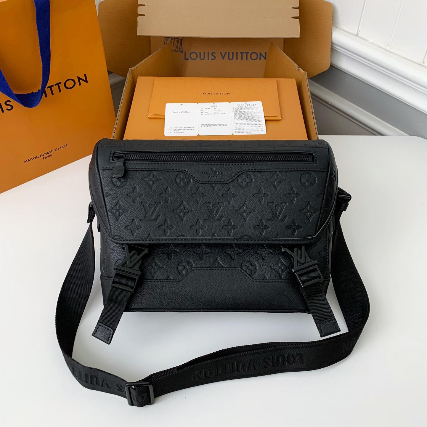 Louis Vuitton Messenger Voyager PM   M25121 - EUR FASHION