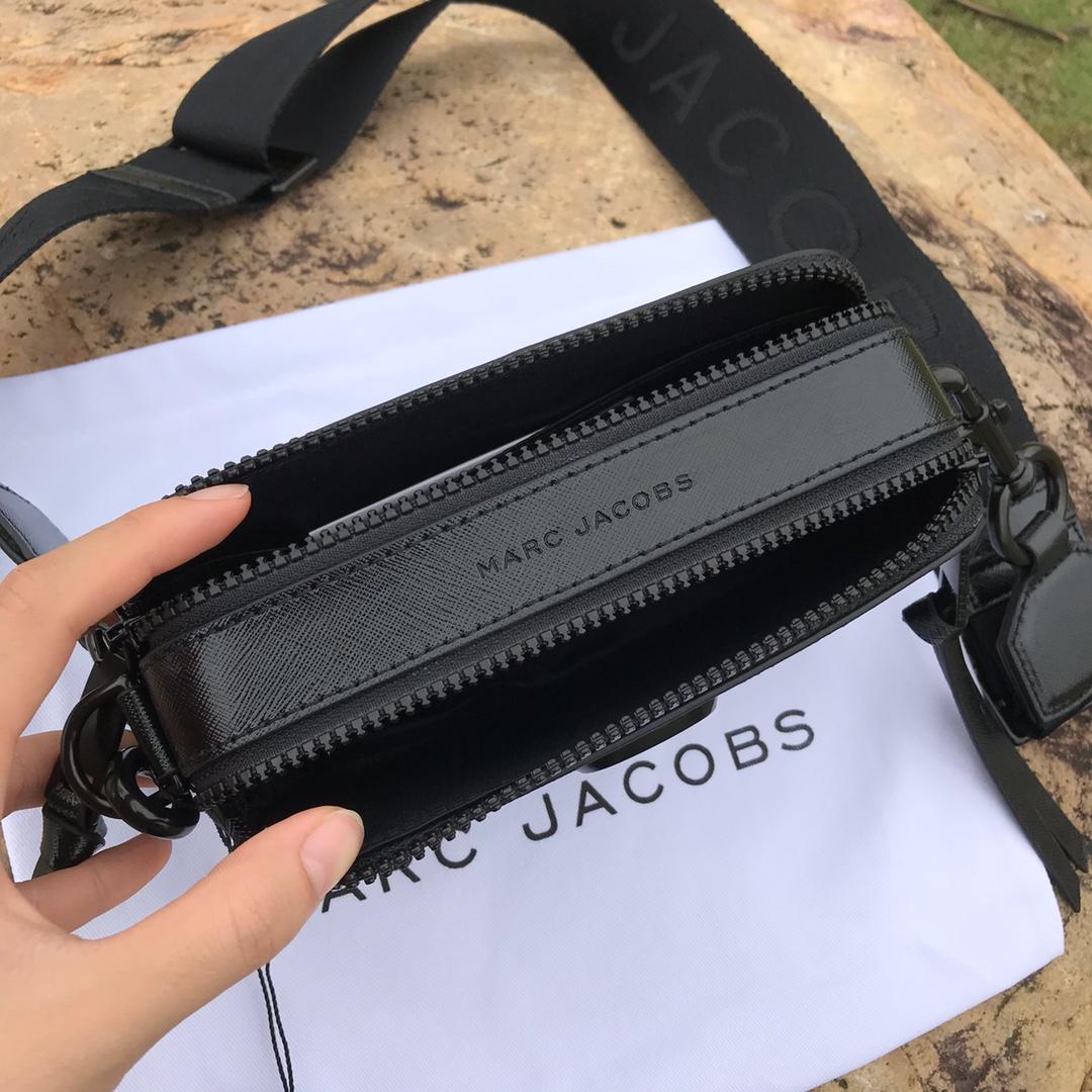 Marc Jacobs Small Camera Bag 19×6×12cm - EUR FASHION