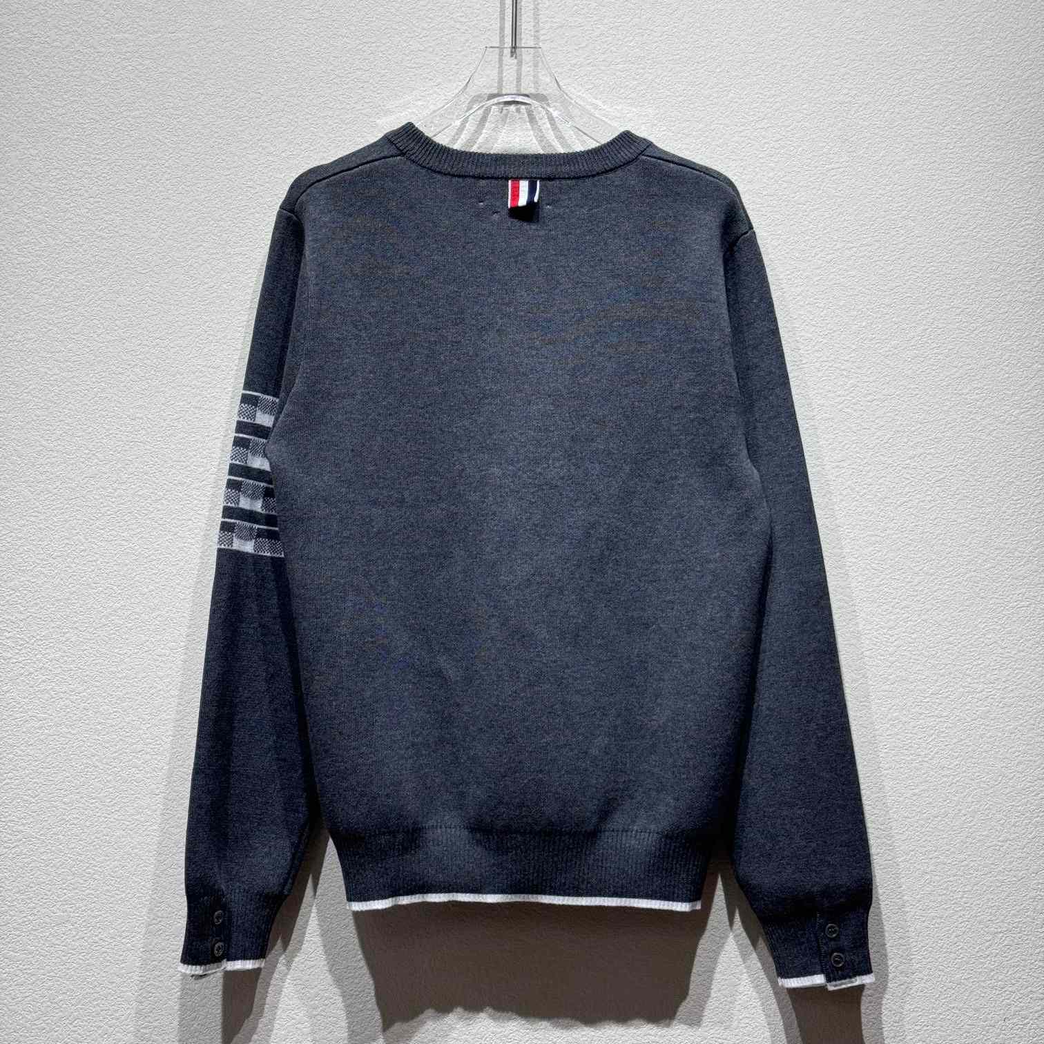 Thom Browne Cotton Crepe Buffalo Check Jacquard Hector Icon Crewneck 4-bar Pullover - EUR FASHION