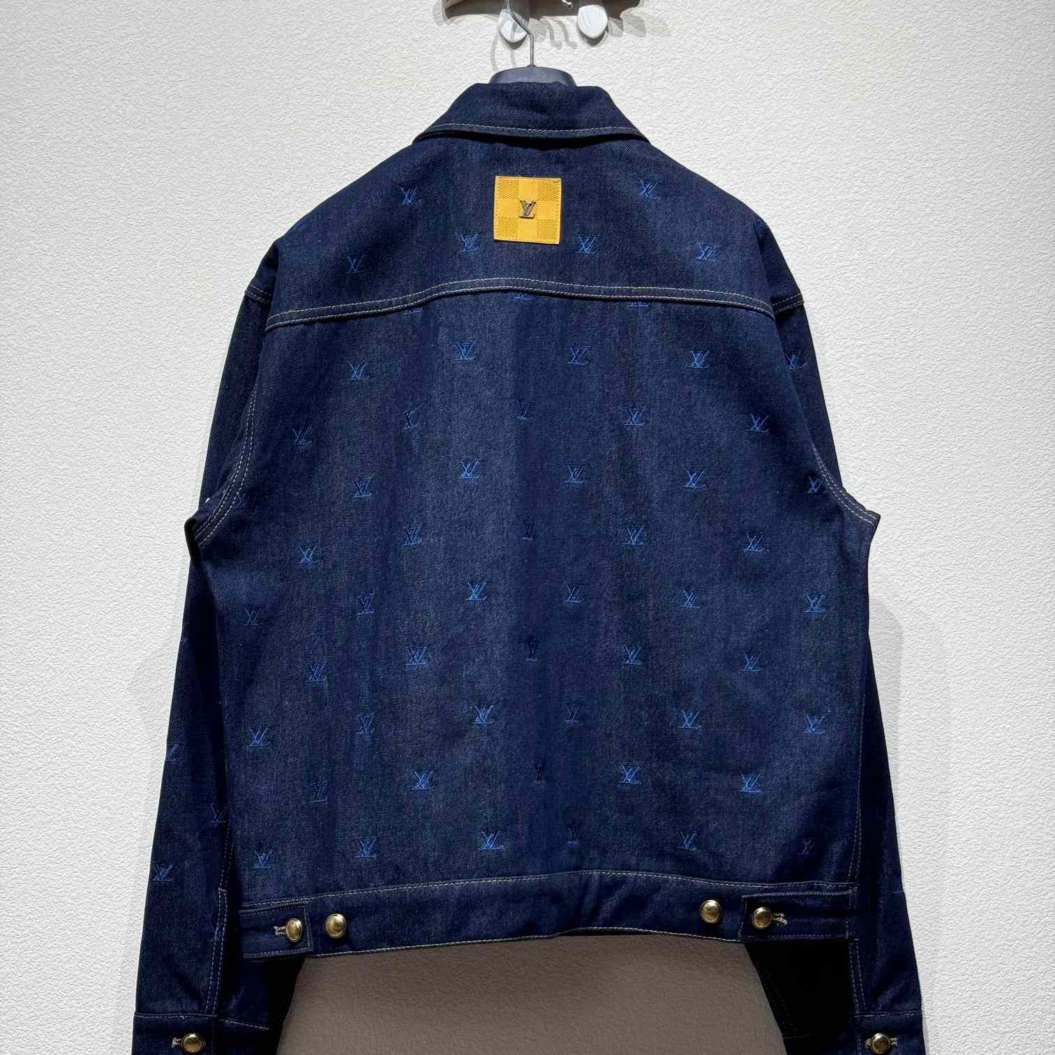 Louis Vuitton LV Blason Embroidered Denim Blouson   1AFYBZ - EUR FASHION