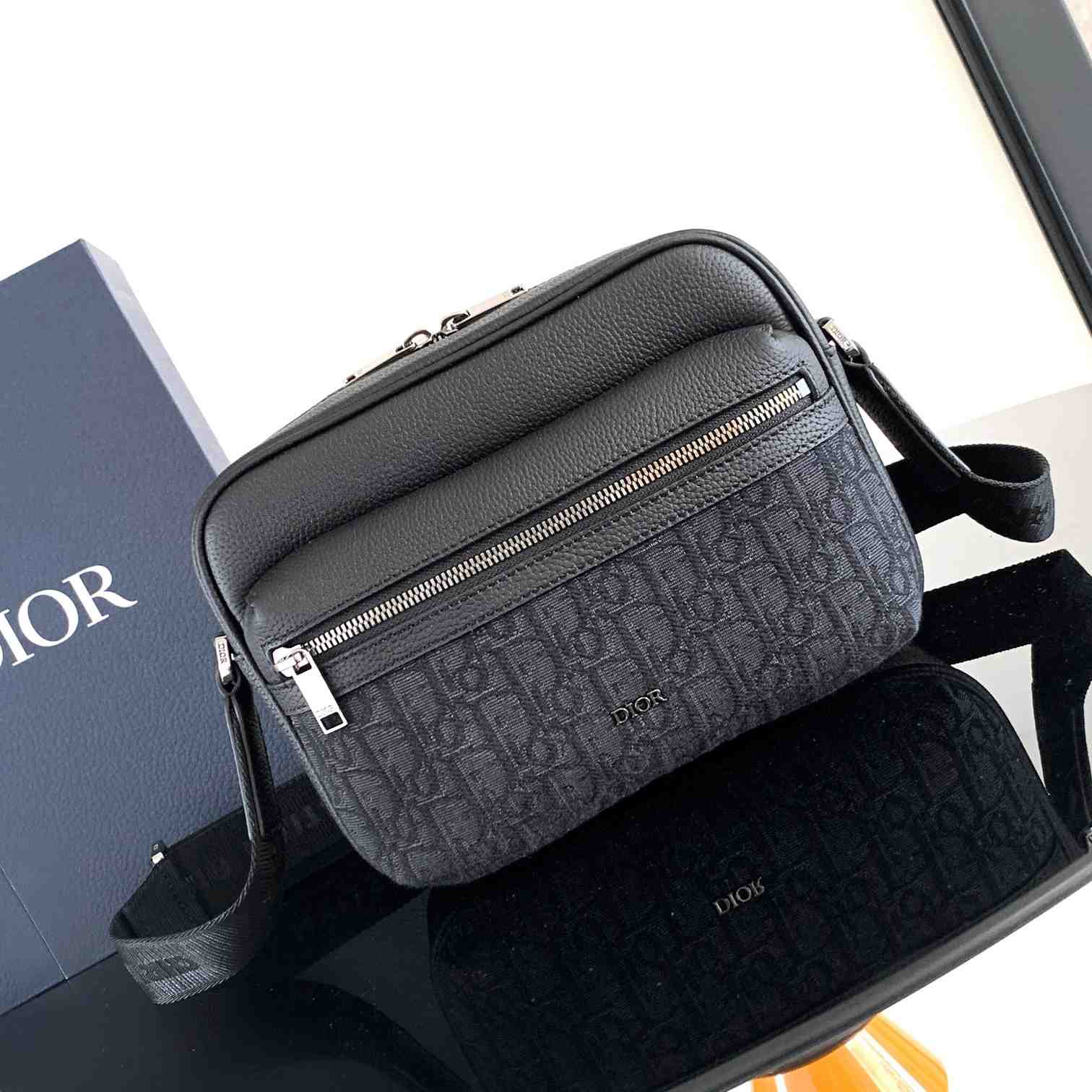 Dior Rider 2.0 Zipped Messenger Bag  - EUR FASHION