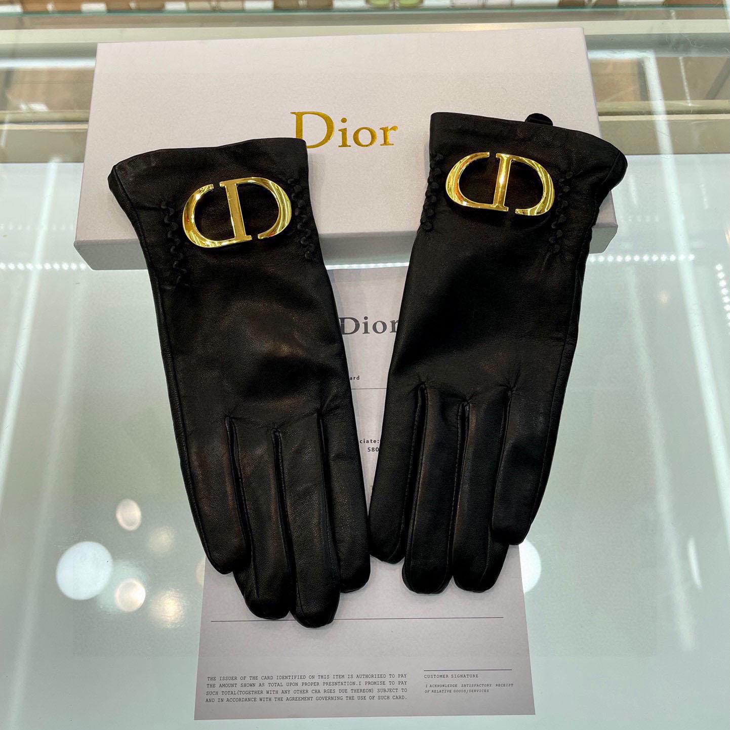 Dior Gloves  - EUR FASHION