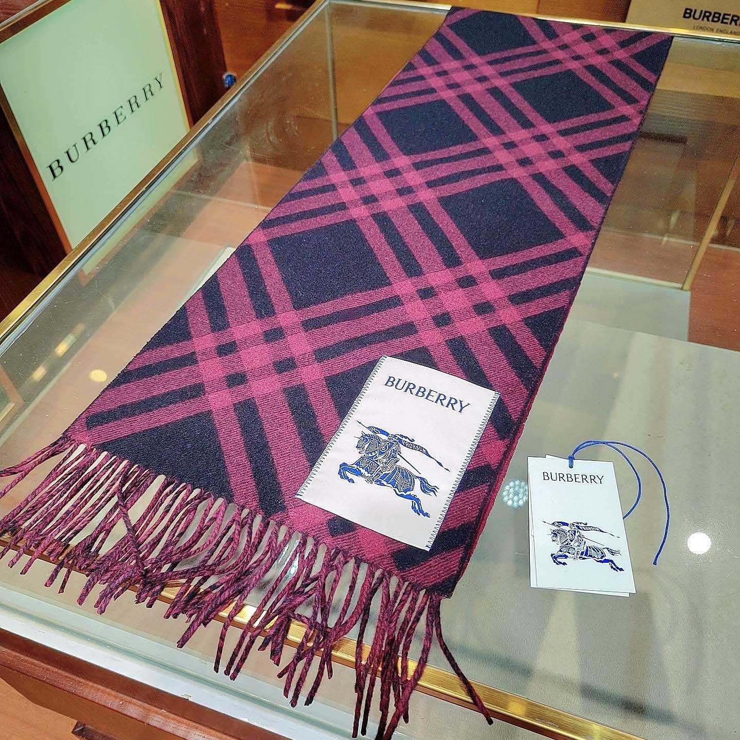 Burberry Check Cashmere Scarf - EUR FASHION