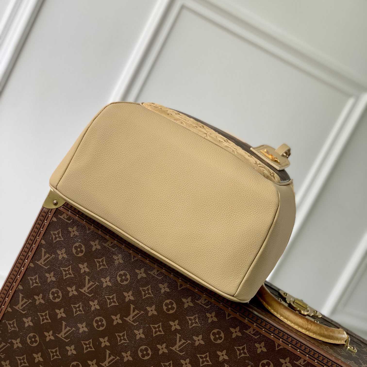 Louis Vuitton Outdoor Backpack   M12624 - EUR FASHION