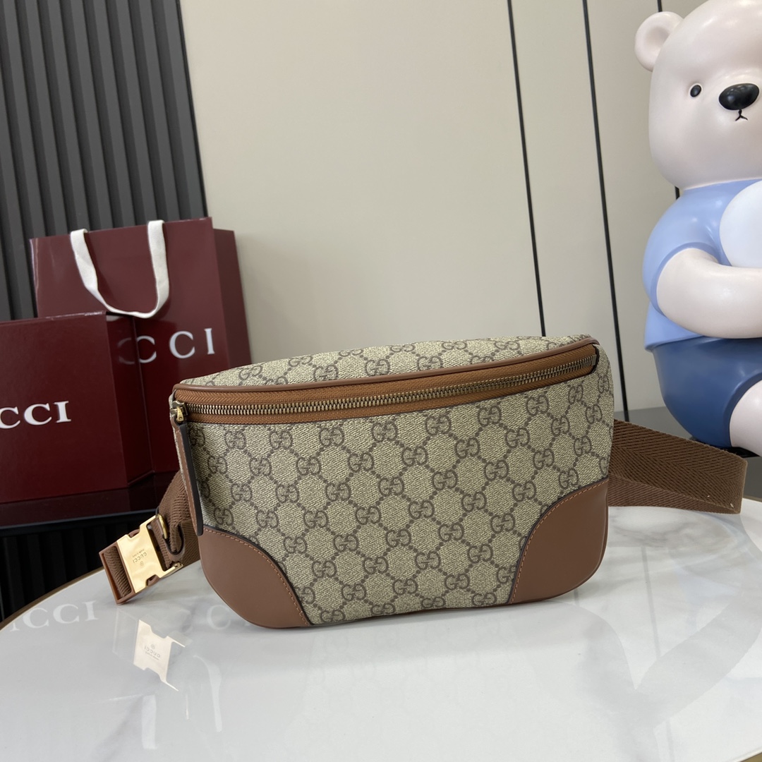 Gucci GG Emblem Medium Belt Bag - EUR FASHION