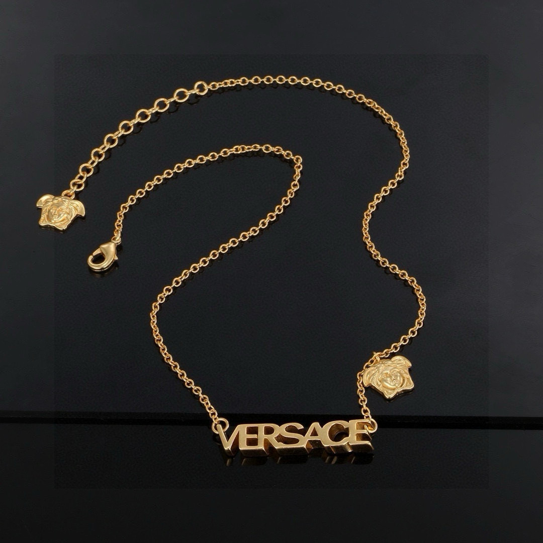 Versace Necklace - EUR FASHION