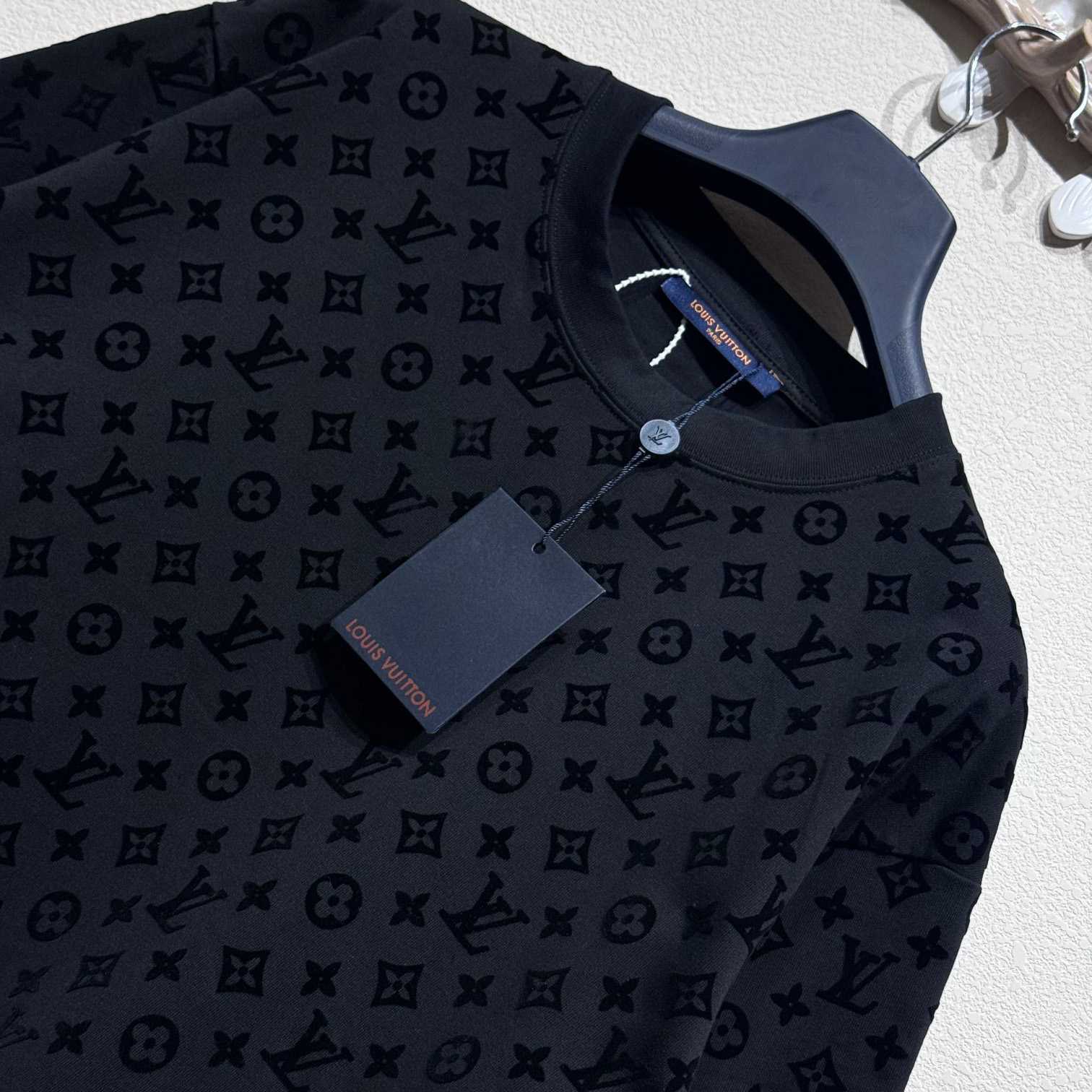 Louis Vuitton Monogram T-Shirt - EUR FASHION
