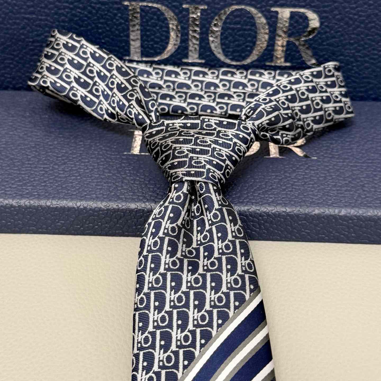Dior Striped Dior Oblique Tie - EUR FASHION