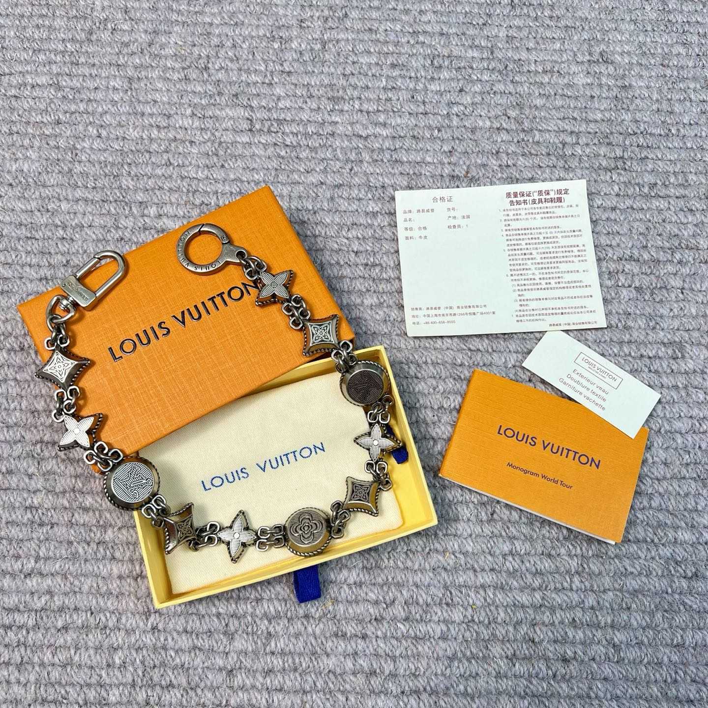 Louis Vuitton Western Chain Belt And Bag Charm   M02031 - EUR FASHION