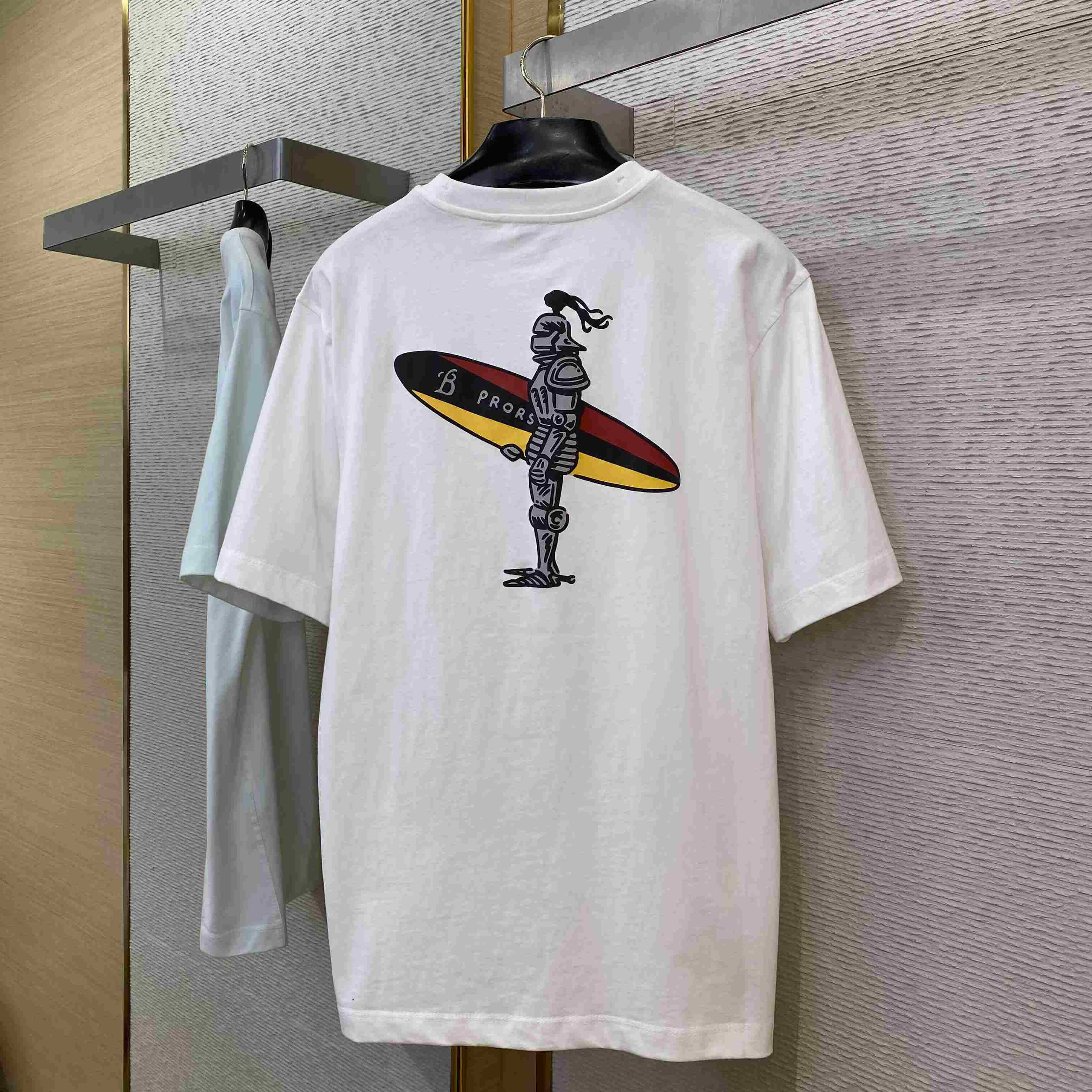 Burberry Surfer Knight Cotton T-shirt - EUR FASHION