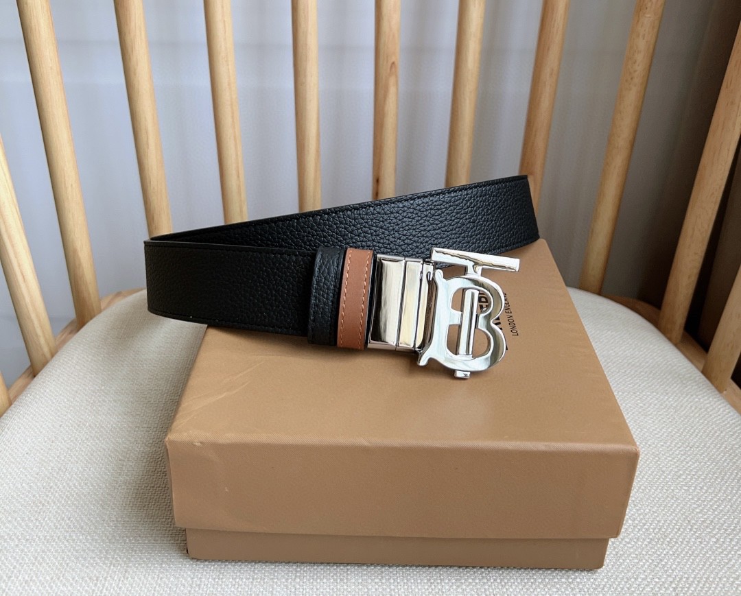 Burberry Men's Leather Reversible TB Belt - EUR FASHION