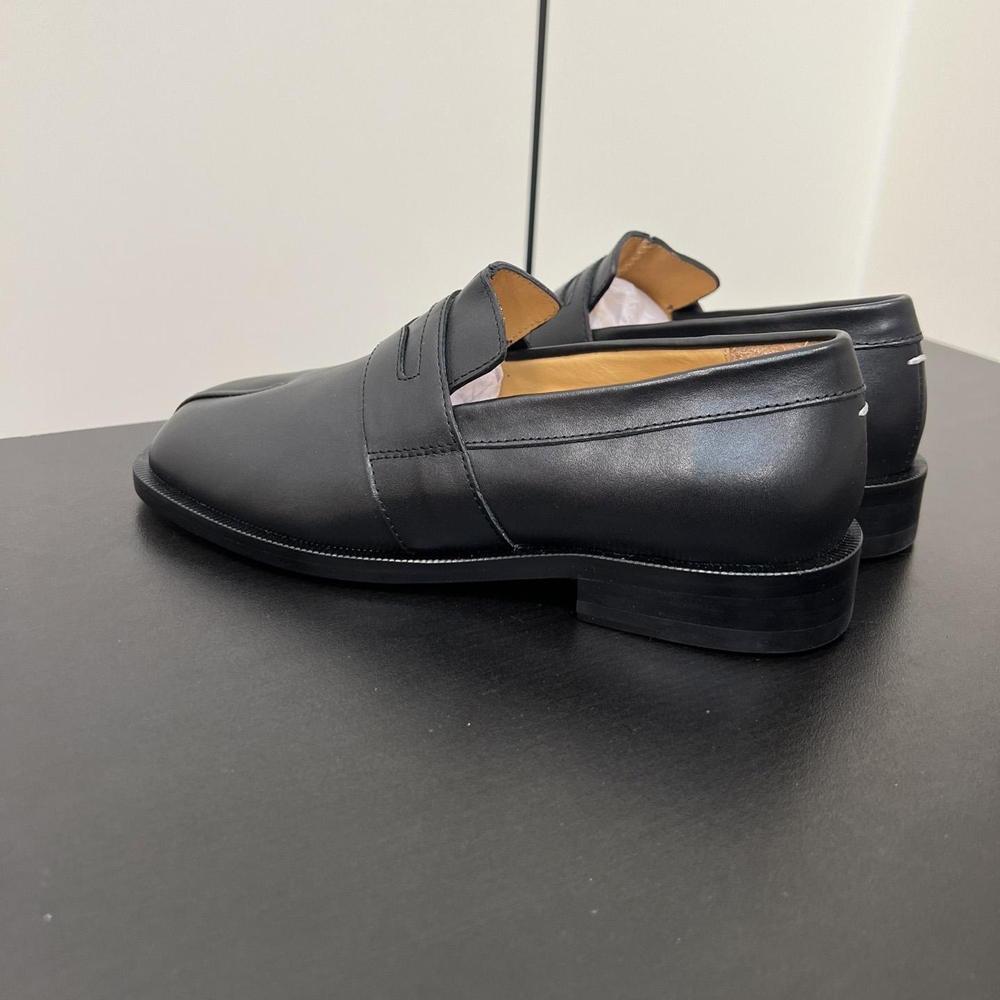 Maison Margiela Tabi Leather Loafers - EUR FASHION