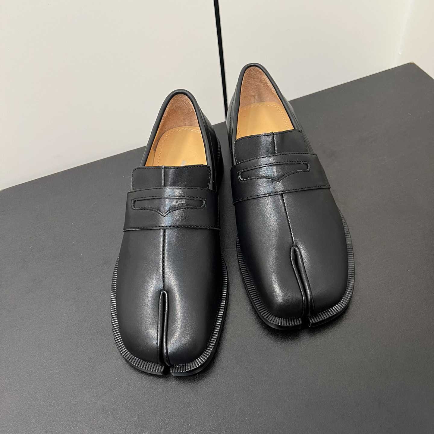 Maison Margiela Tabi Leather Loafers - EUR FASHION