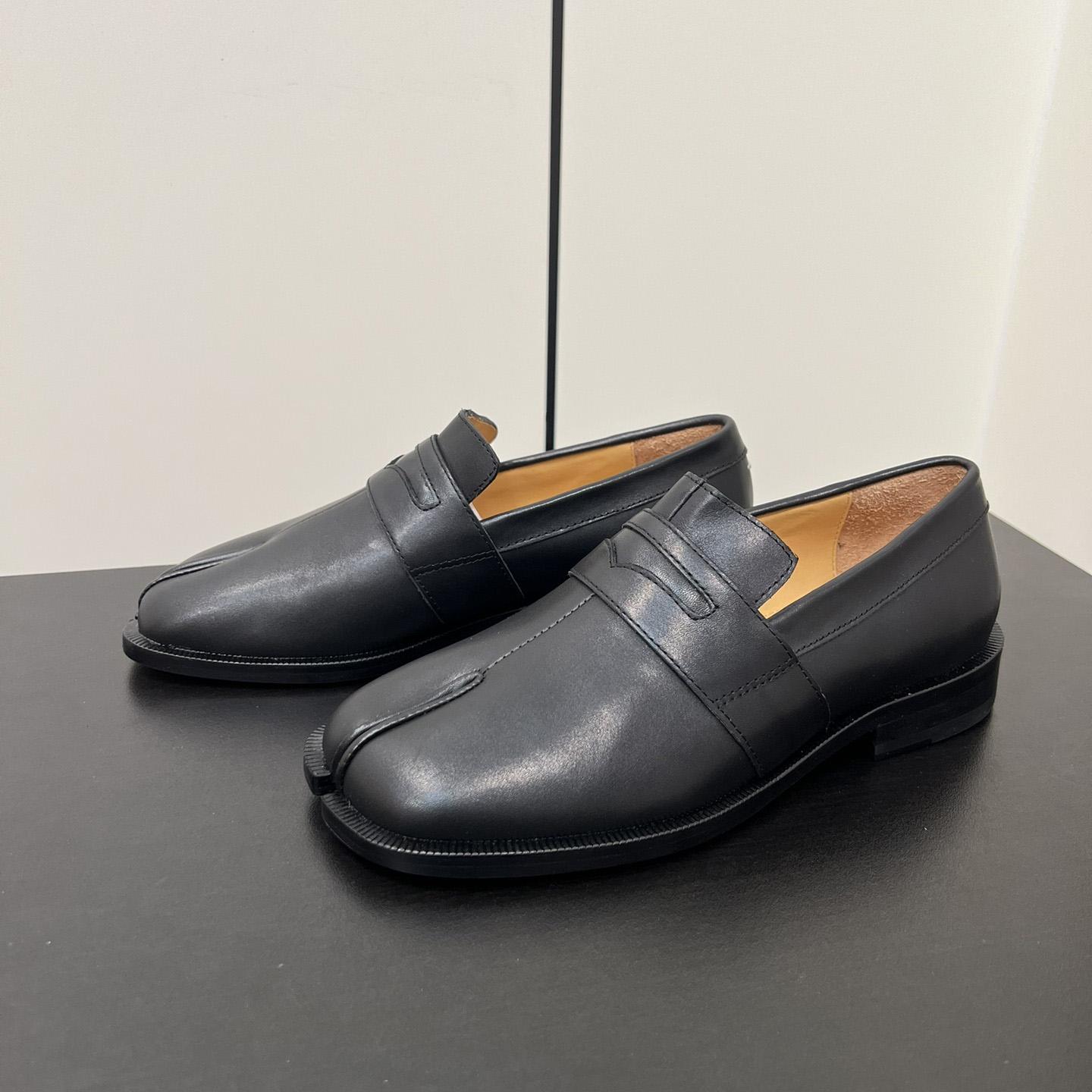 Maison Margiela Tabi Leather Loafers - EUR FASHION