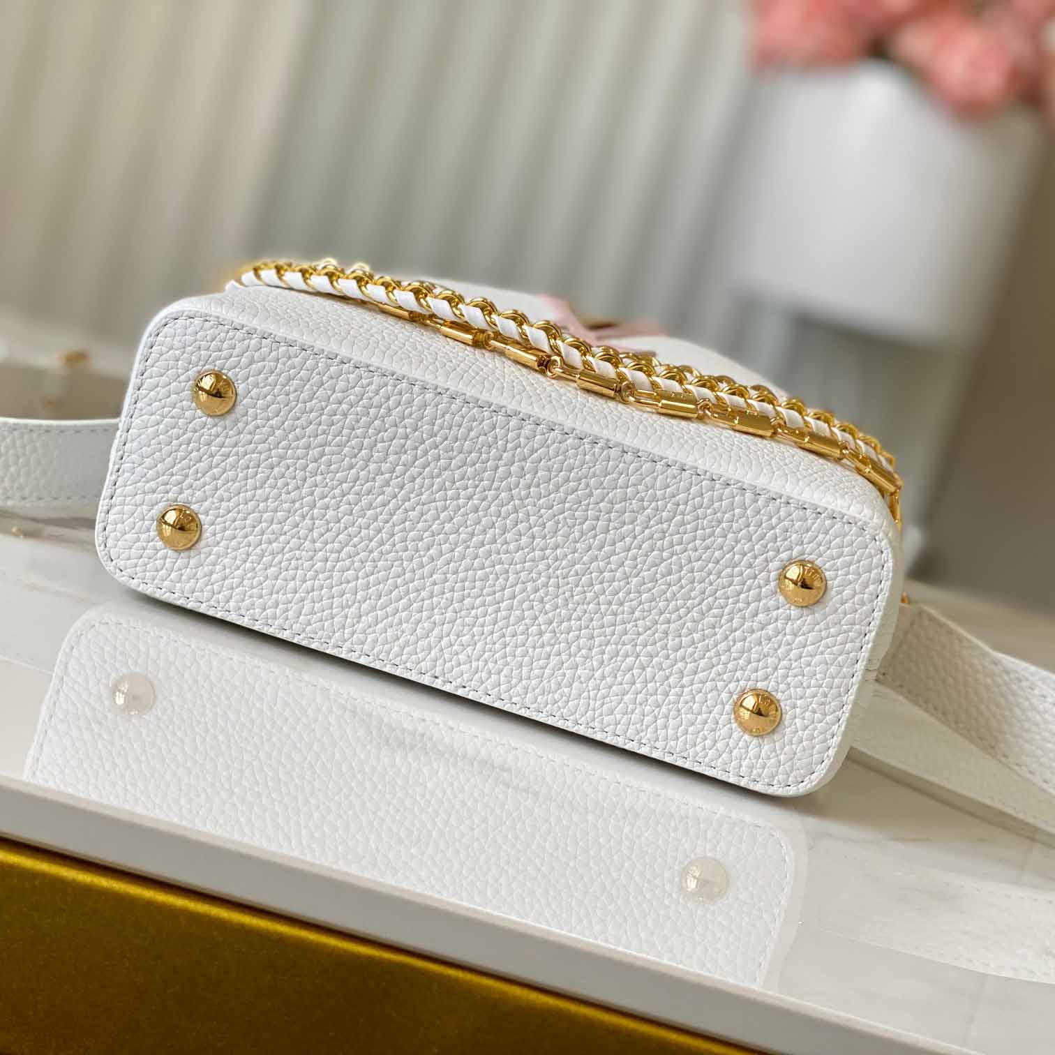 Louis Vuitton Capucines BB   M12279 - EUR FASHION