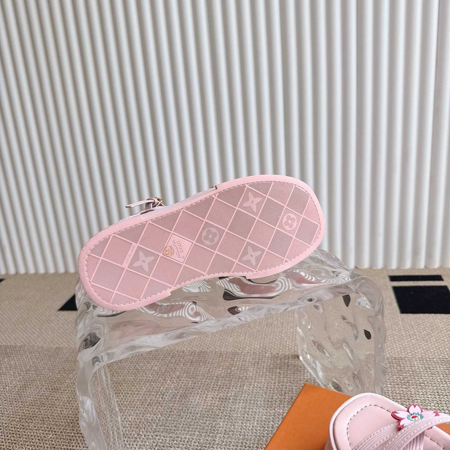 Louis Vuitton LV x TM Maya Platform Sandal  1AGWO2 - EUR FASHION