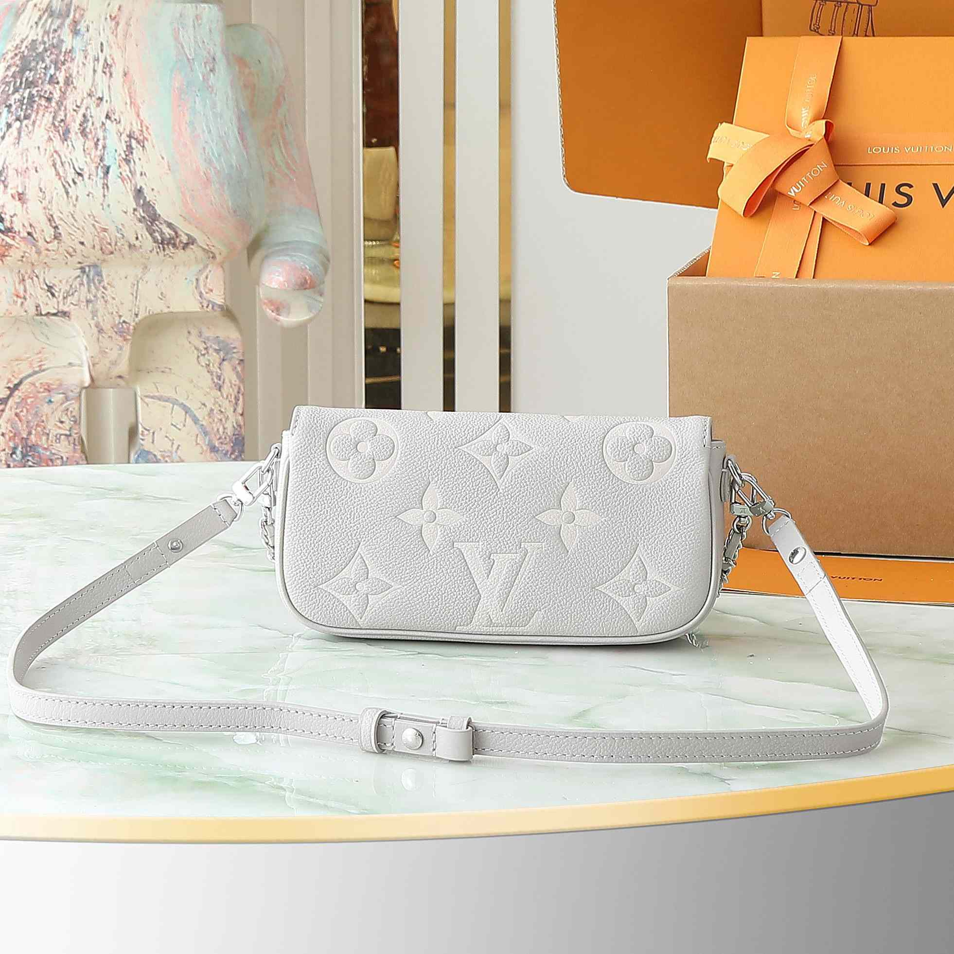 Louis Vuitton Wallet on Chain Ivy    M14225 - EUR FASHION