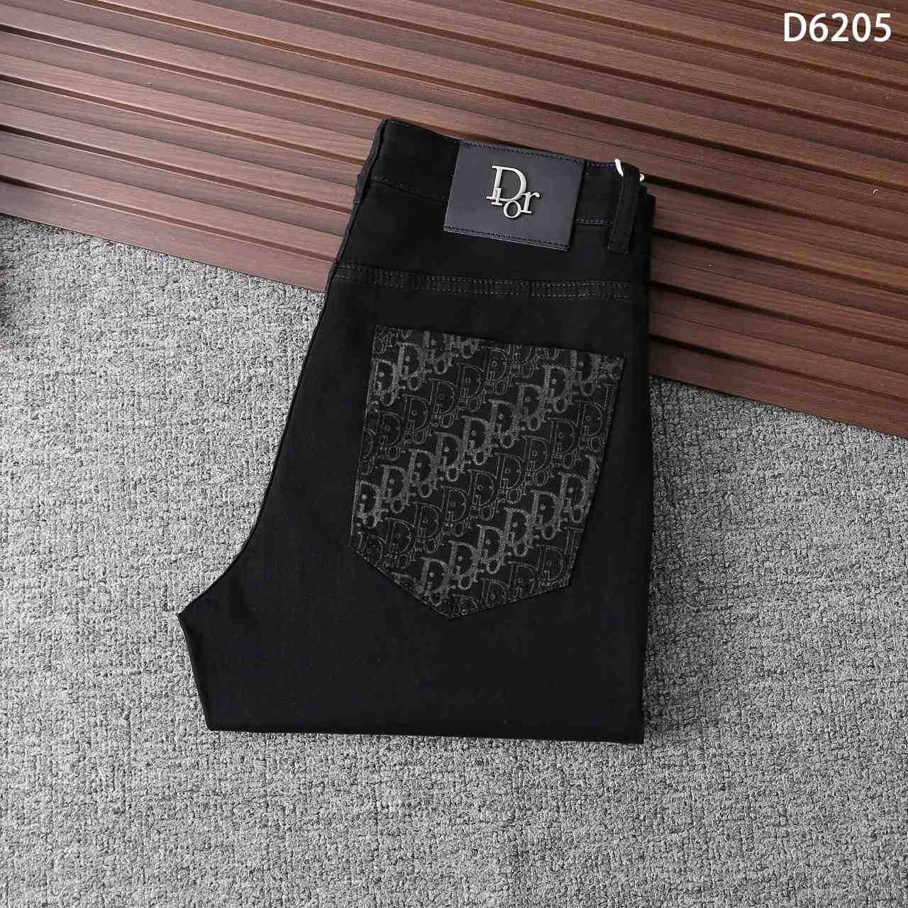Dior Jeans - EUR FASHION