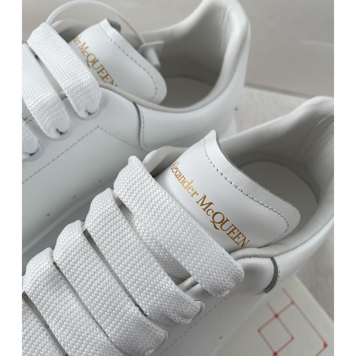 Alexander Mqueen Sneakers In White - EUR FASHION