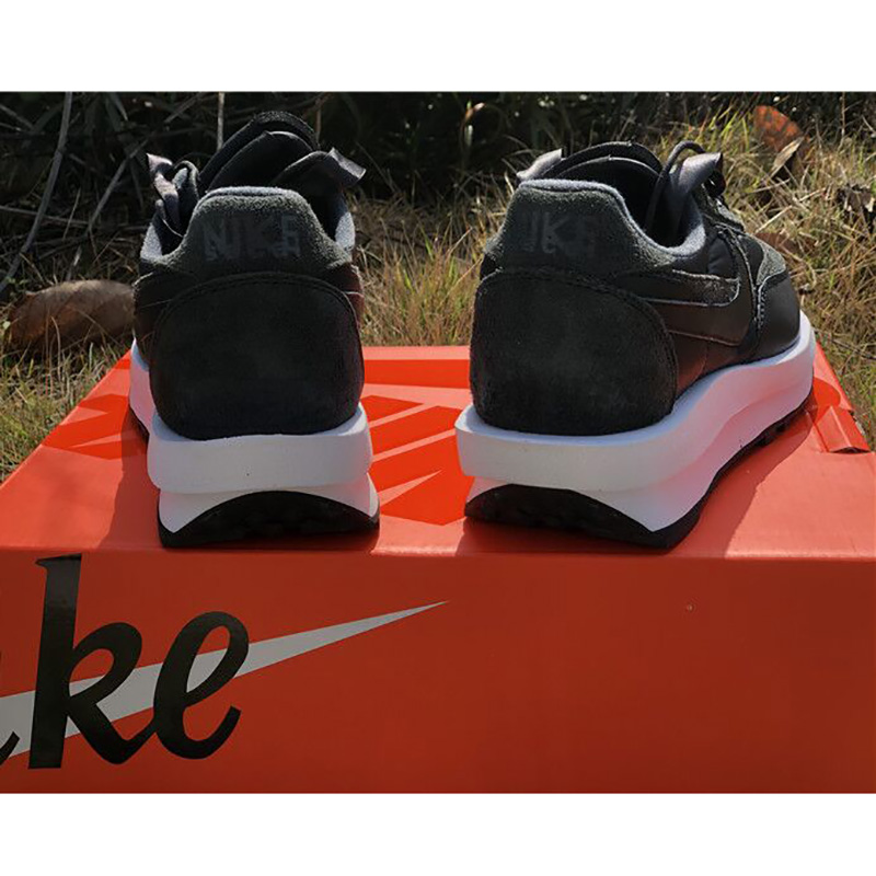 Nike X Sacai Ldv Waffle Black - EUR FASHION