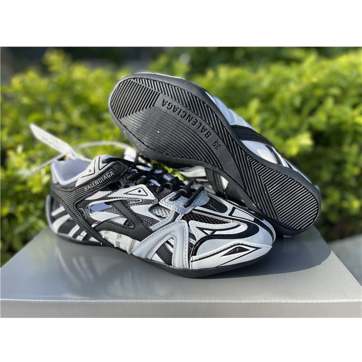 Balenciaga Drive Panelled Sneakers - EUR FASHION