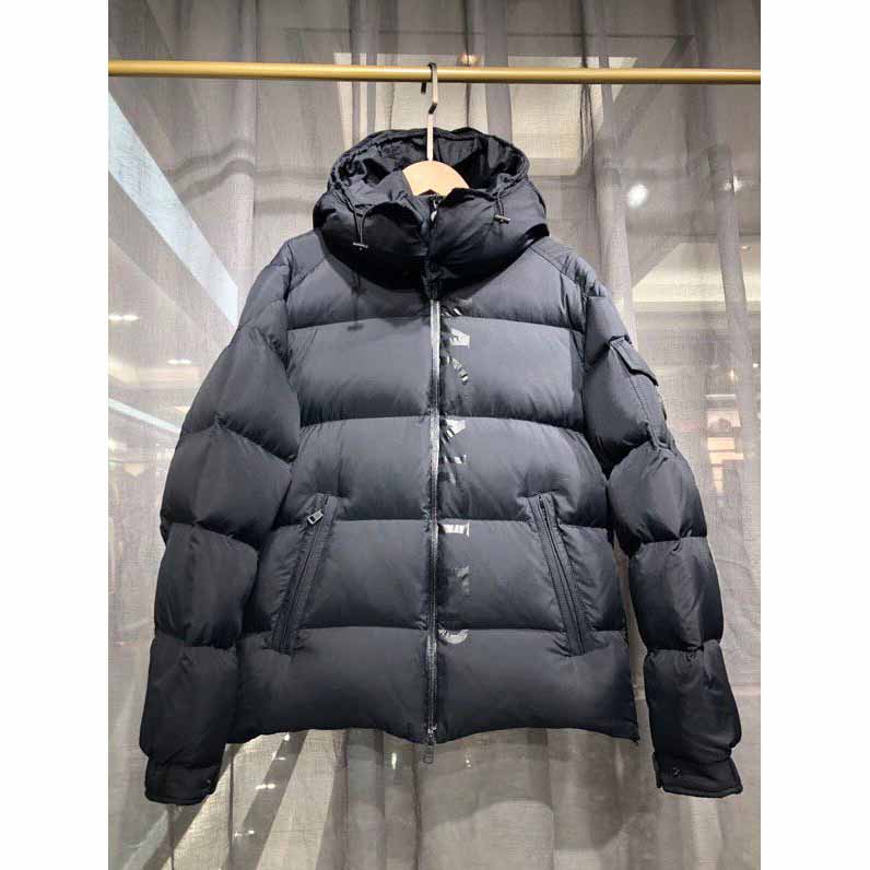 Moncler Maures Logo-print Quilted Down Jacket - EUR FASHION