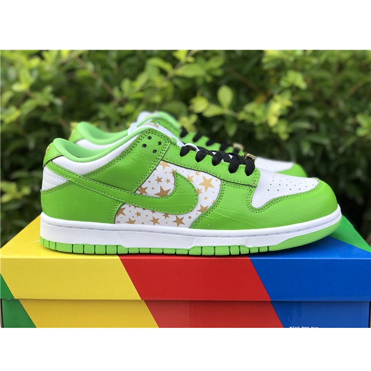 Nike SB Dunk Low "Green Stars" DH3228-101 - EUR FASHION