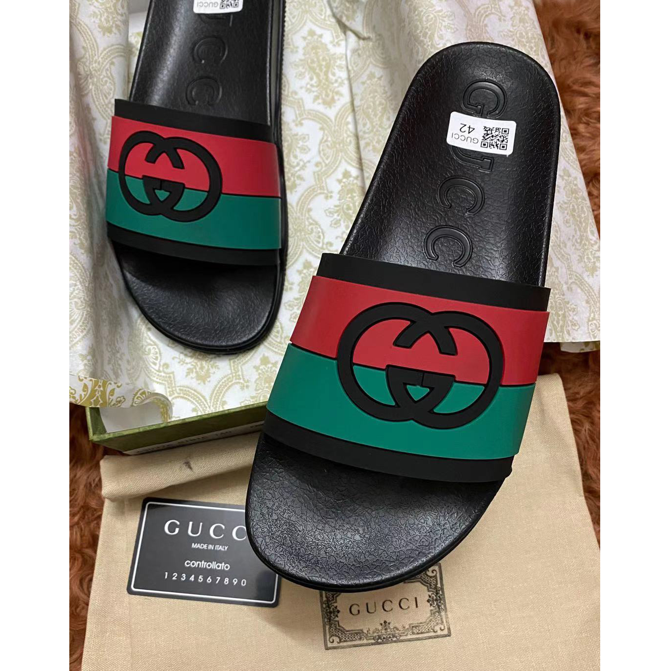 Gucci Men's Interlocking G Slide Sandal - EUR FASHION