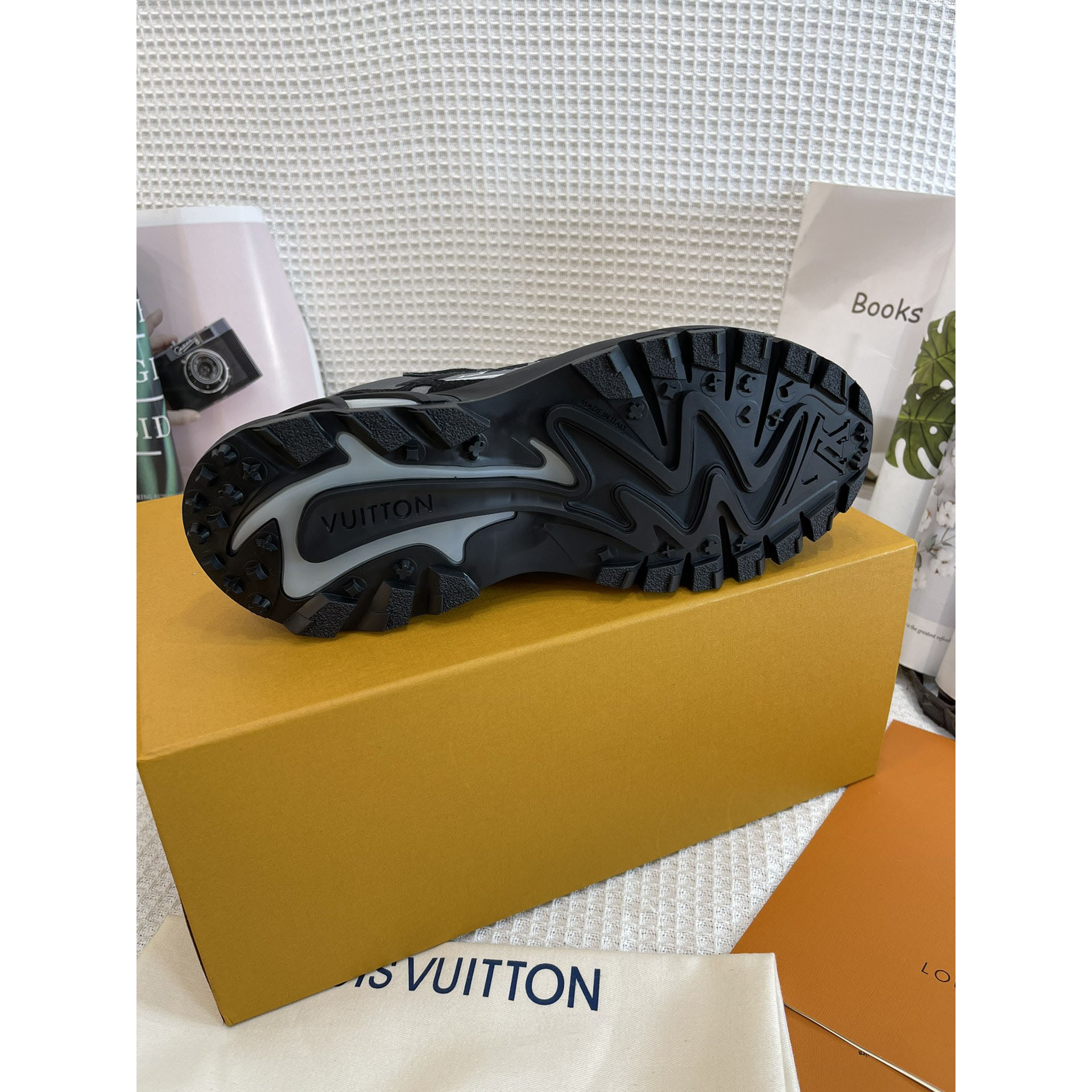 Louis Vuitton Runner Tatic Sneaker - EUR FASHION