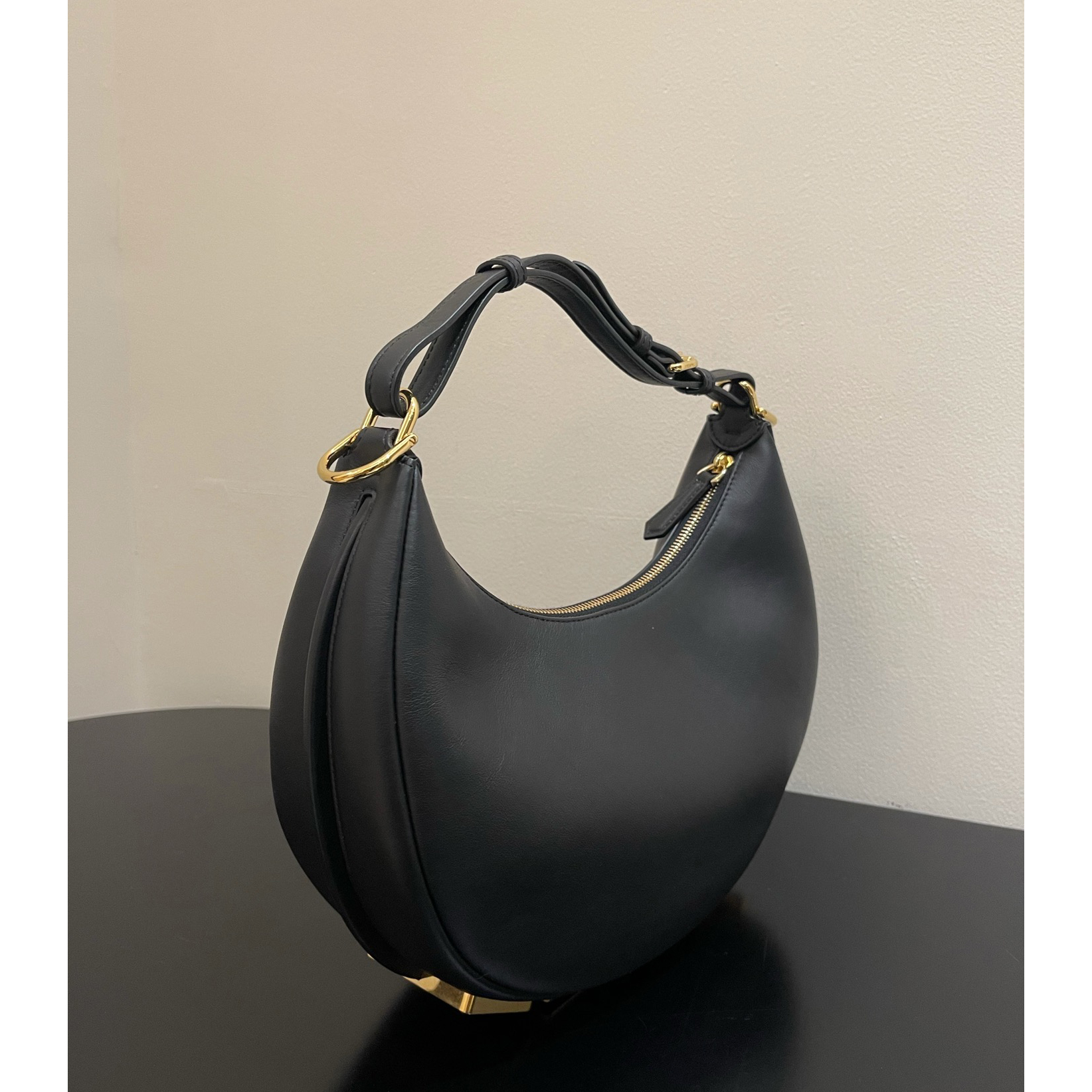 Fendi Graphy  Leather Bag(29*24.5*10cm) - EUR FASHION