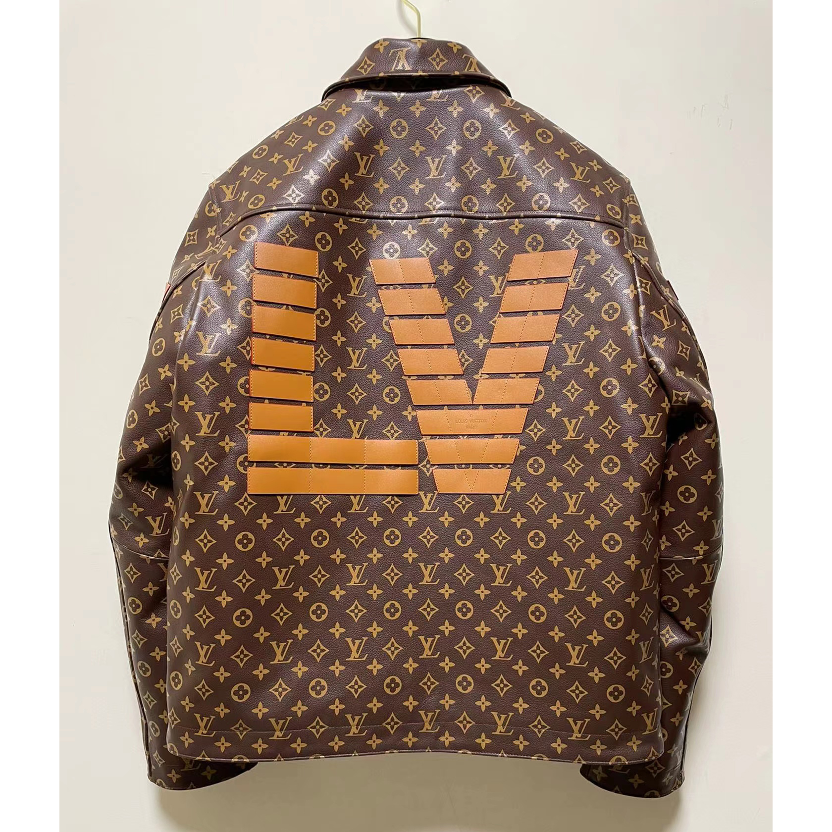 Louis Vuitton Logo Jacket - EUR FASHION