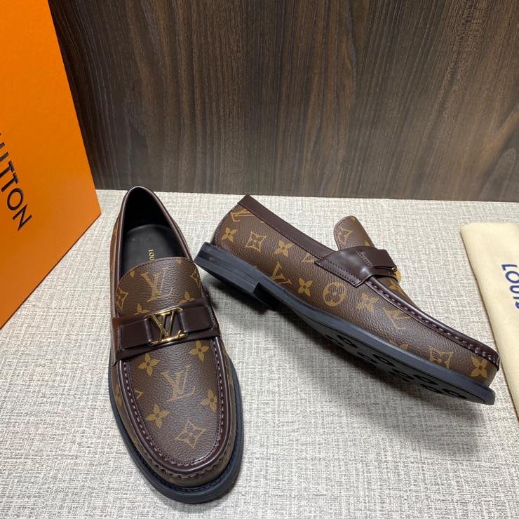 Louis Vuitton Major Loafer - EUR FASHION