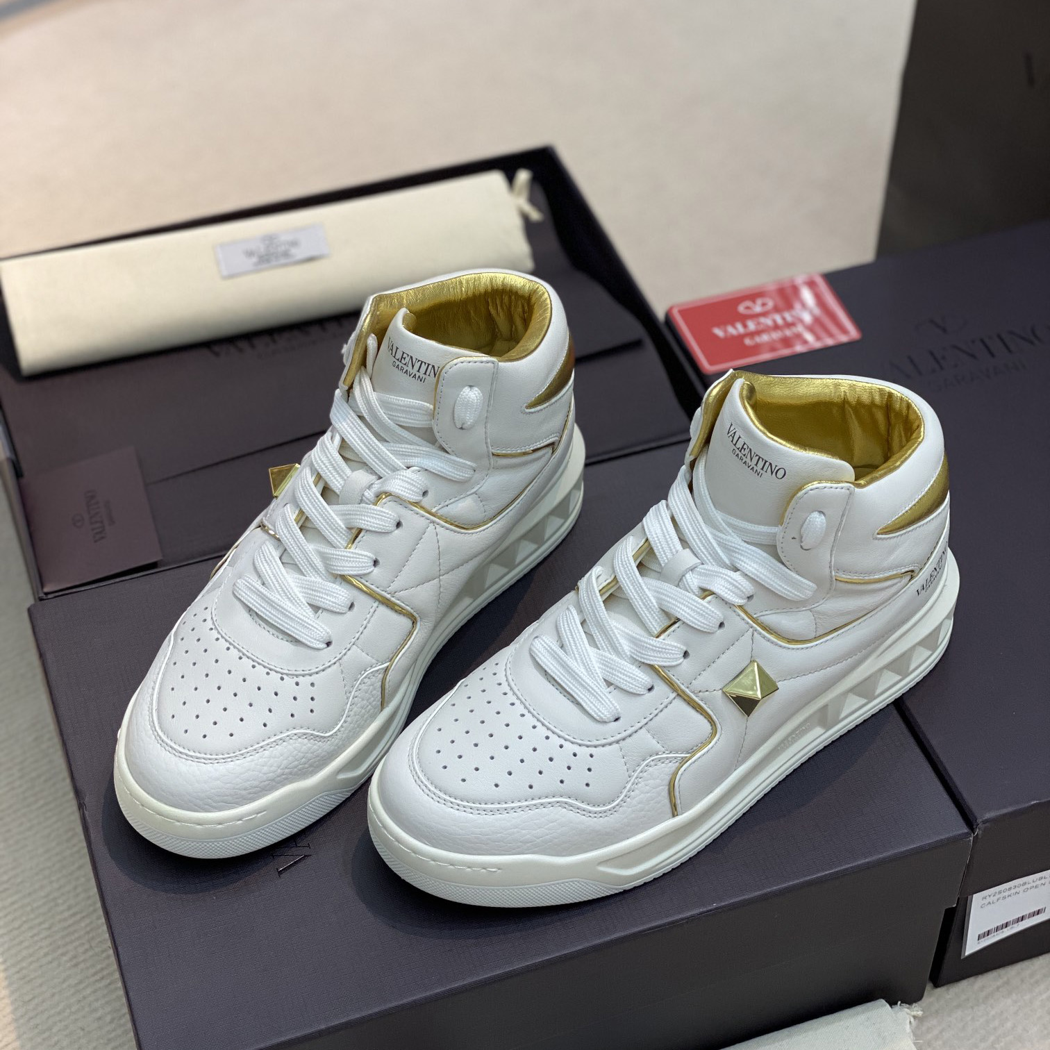 Valenti One Stud Mid-Top Nappa Sneaker - EUR FASHION