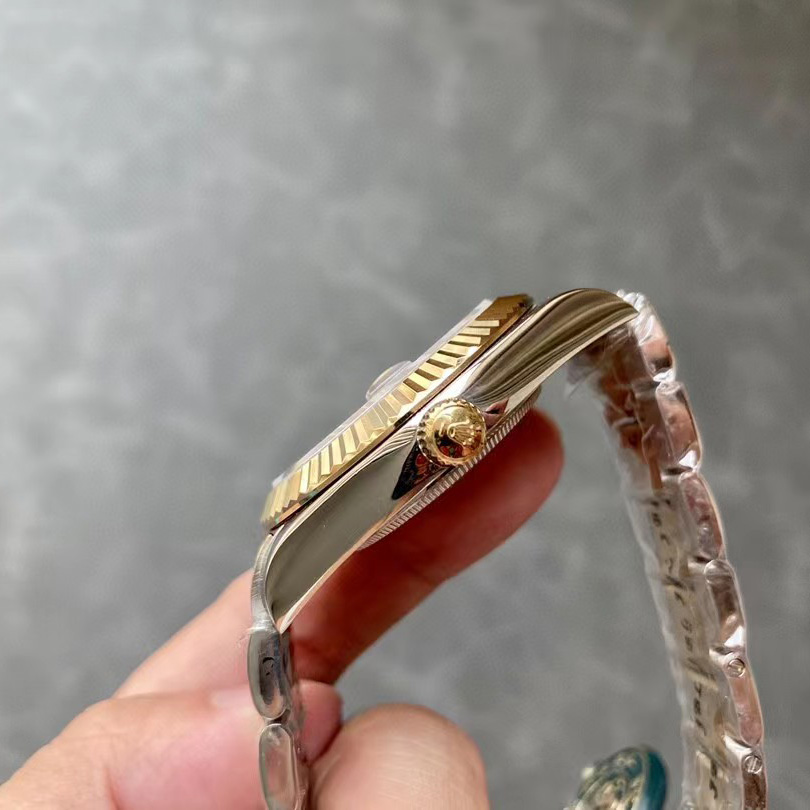 Rolex Watch  - EUR FASHION