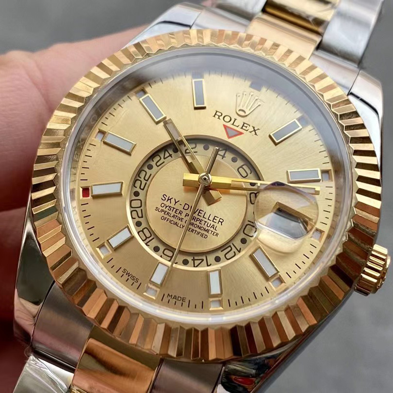 Rolex Watch  - EUR FASHION