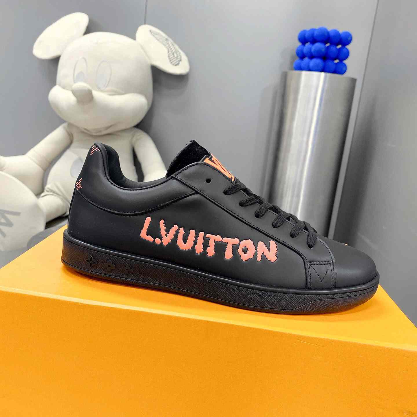 Louis Vuitton Luxembourg Samothrace Sneakers   1A9JCM - EUR FASHION