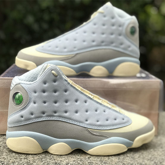 SoleFly x Air Jordan 13 Sneakers        DX5763-100 - EUR FASHION