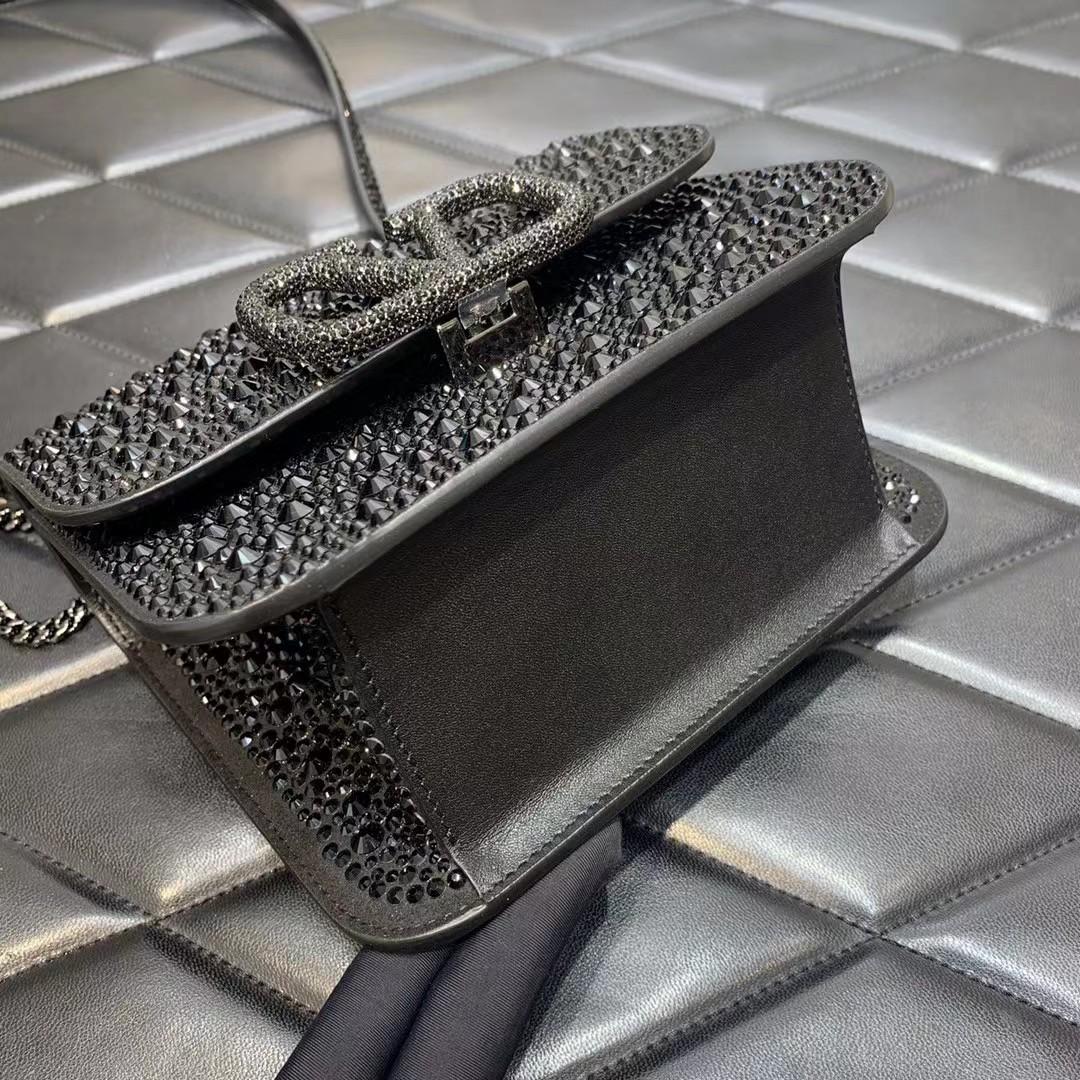 Valenti Vlogo Shoulder Bag - EUR FASHION