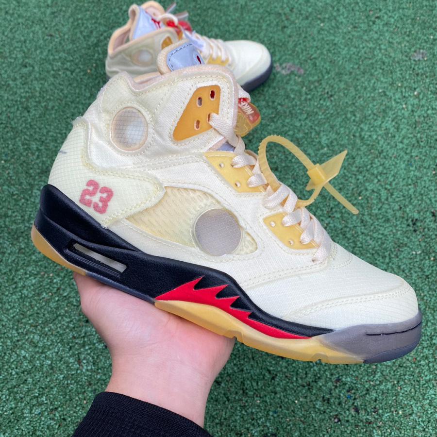 AirJordan 5 AJ5 x Off-White Ow Sneaker      DH8565-100 - EUR FASHION