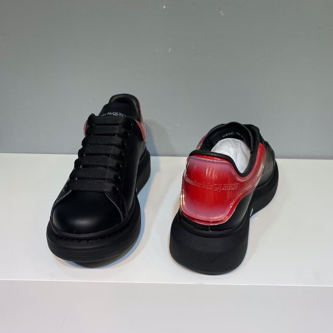 Alexander Mqueen Oversized Sneaker In Black - EUR FASHION