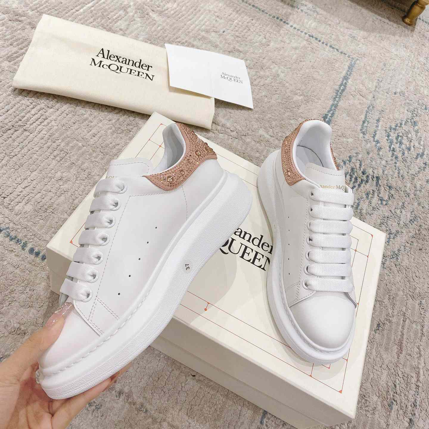 Alexander Mqueen Oversized Sneaker In White - EUR FASHION