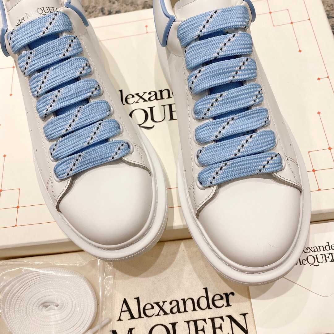 Alexander Mqueen Oversized Sneaker In White - EUR FASHION