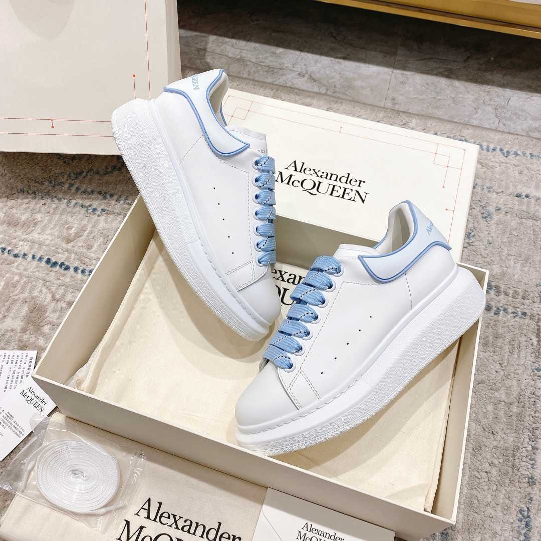 Alexander Mqueen Oversized Sneaker In White - EUR FASHION