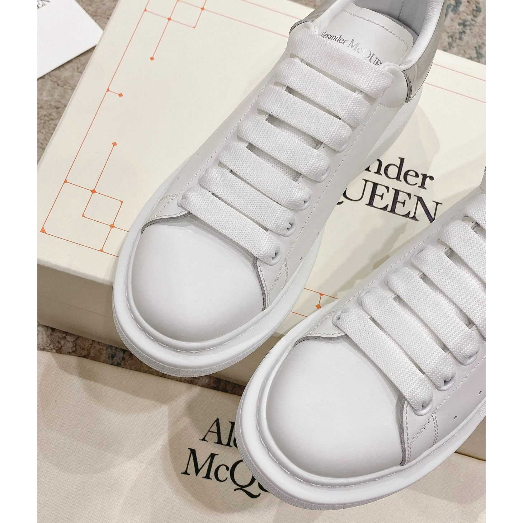 Alexander Mqueen Oversized Sneaker In White/Grey - EUR FASHION