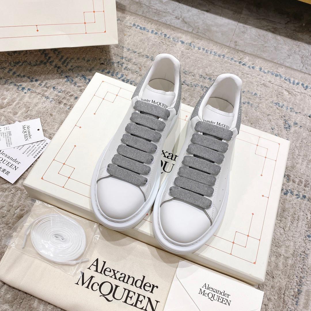 Alexander Mqueen Oversized Sneaker In White - EUR FASHION