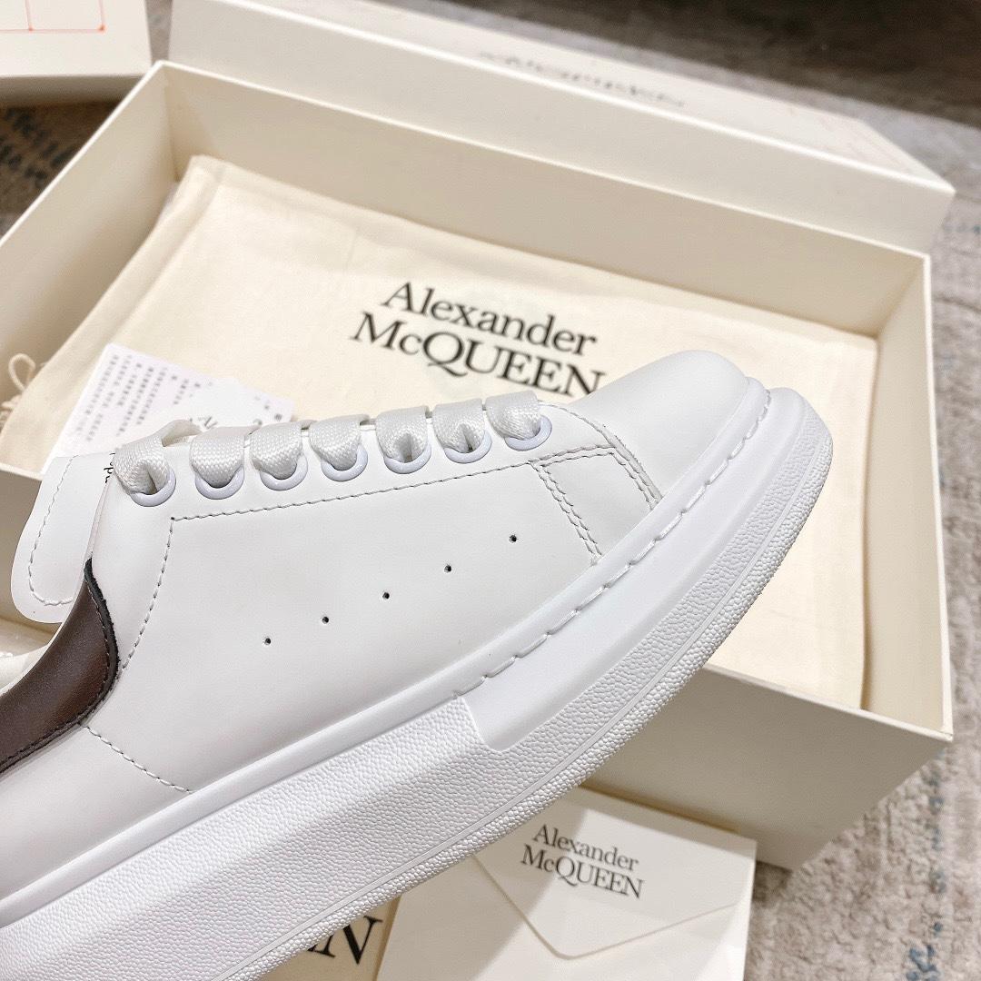 Alexander Mqueen Oversized Sneaker In White - EUR FASHION